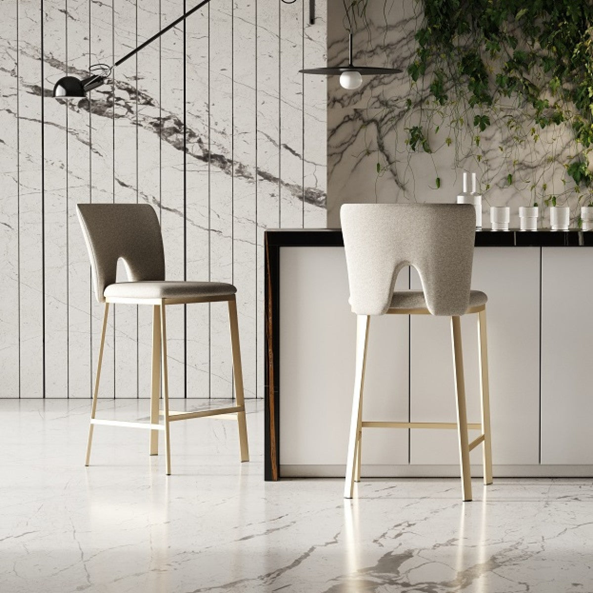 Burton - Ensemble de deux tabourets de bar contemporains beiges et laiton